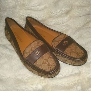 Like New Coach Signature C, Odette Brown Loafers A019291